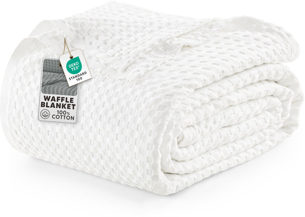 Utopia Bedding vue de face de la couverture blanche montrant le drapé et l'élégance