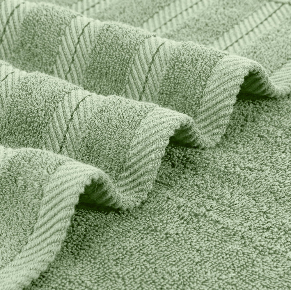 Utopia Towels comparaison de taille avec corps humain montrant format 30x60 pouces