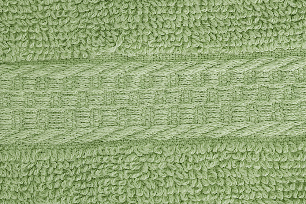 Mise en scène spa Utopia Towels vert sauge, crée une atmosphère apaisante