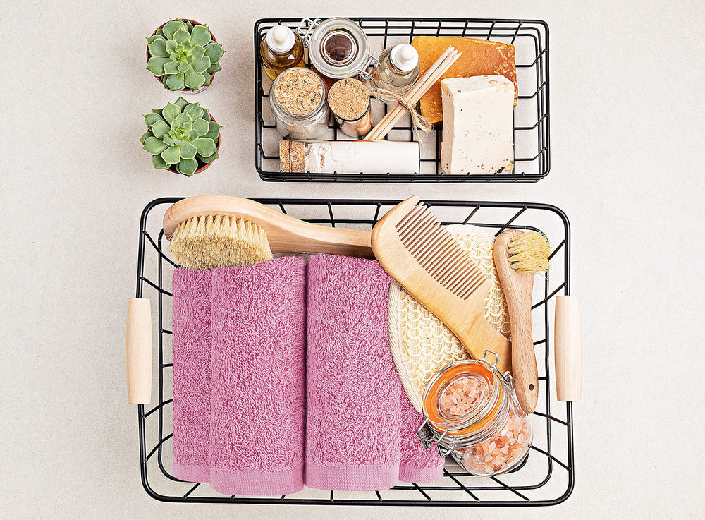 Utopia Towels pile de 24 gants montrant volume et préparation stock