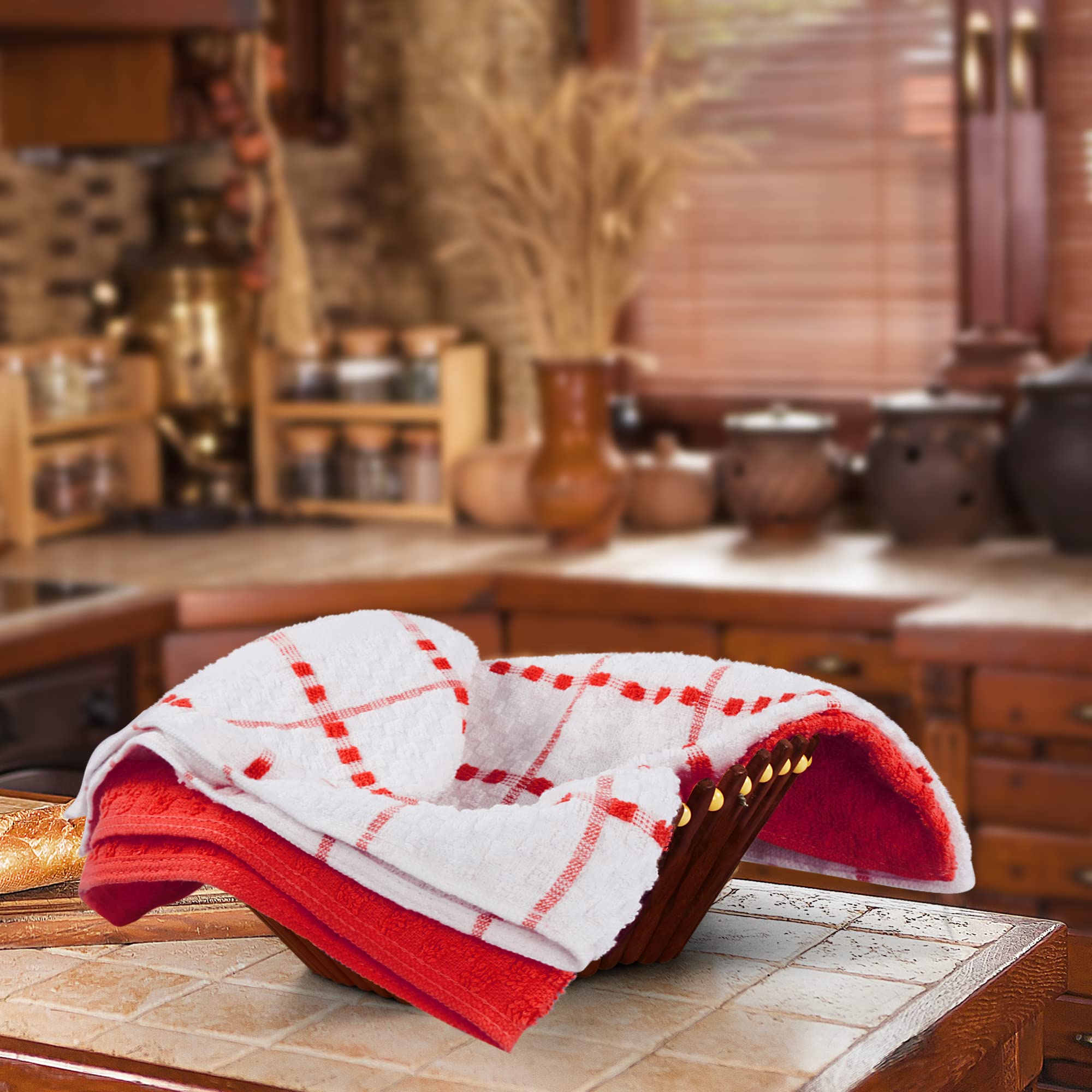 Utopia Towels pile de torchons pliés illustrant rangement facile