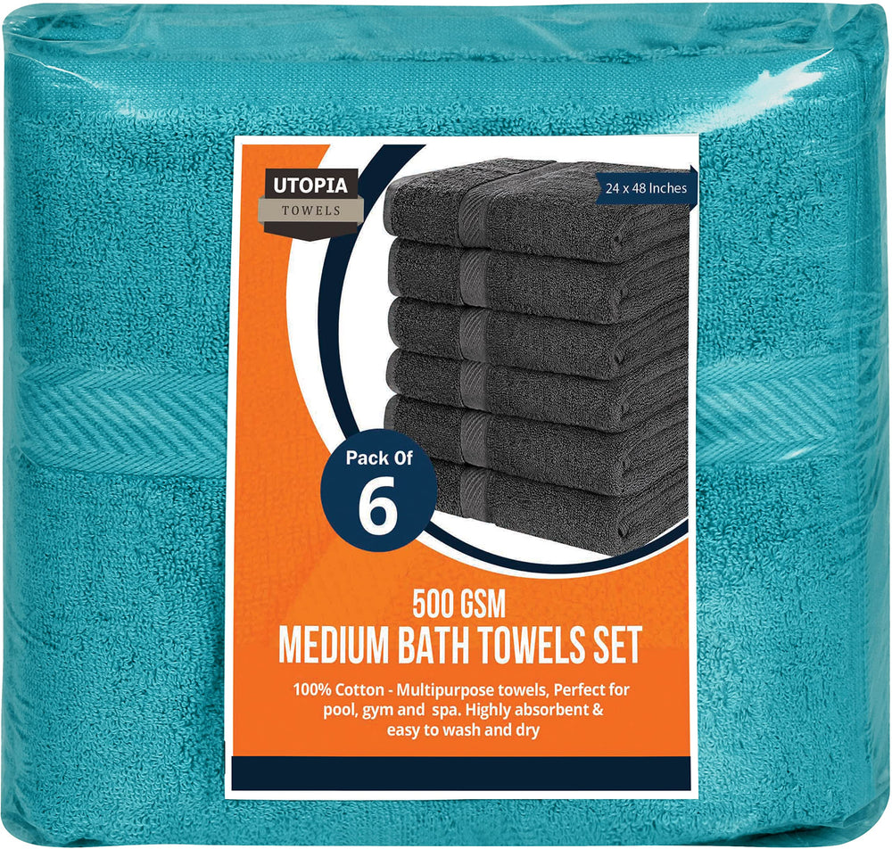 Utopia Towels ensemble turquoise posé sur chaise lifestyle montrant harmonie déco salle de bain