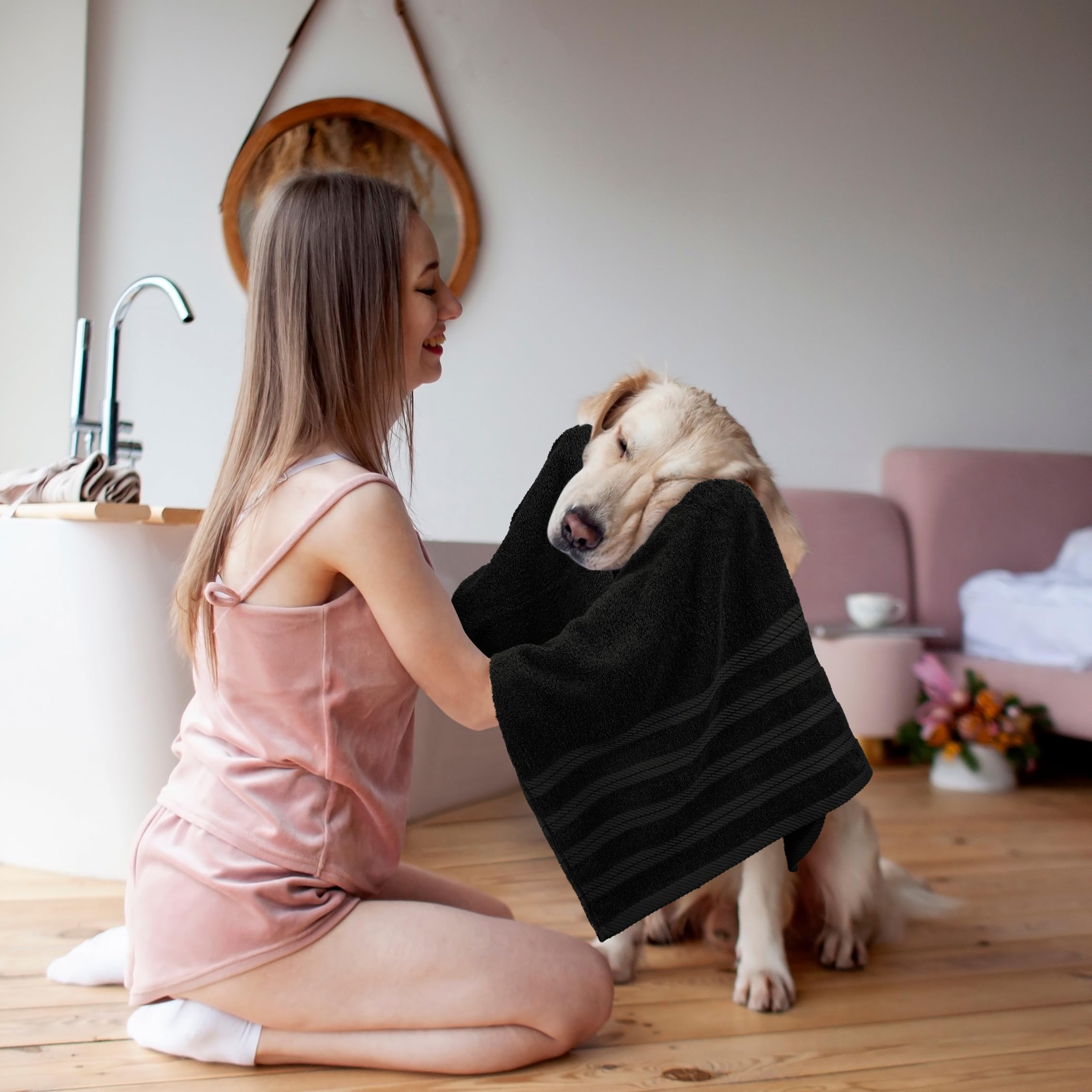 Utopia Towels personne s'essuyant après douche, confort et douceur