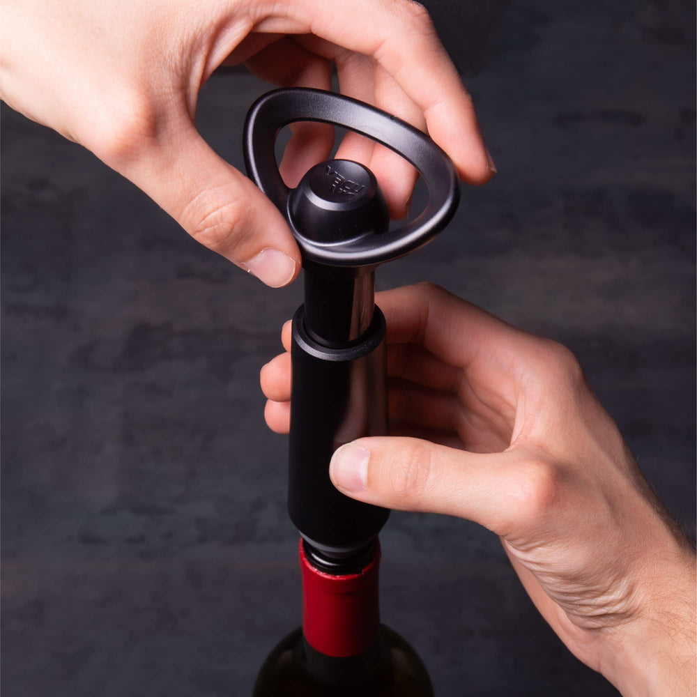 Vacu Vin bouteille scellée au réfrigérateur garde saveurs