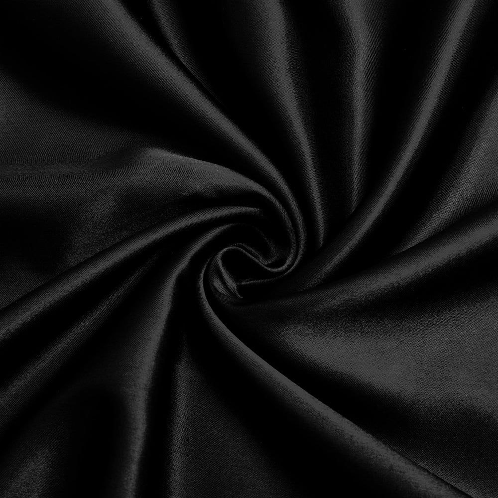 VACVELT couture et brillance du satin, résistance et esthétique visibles