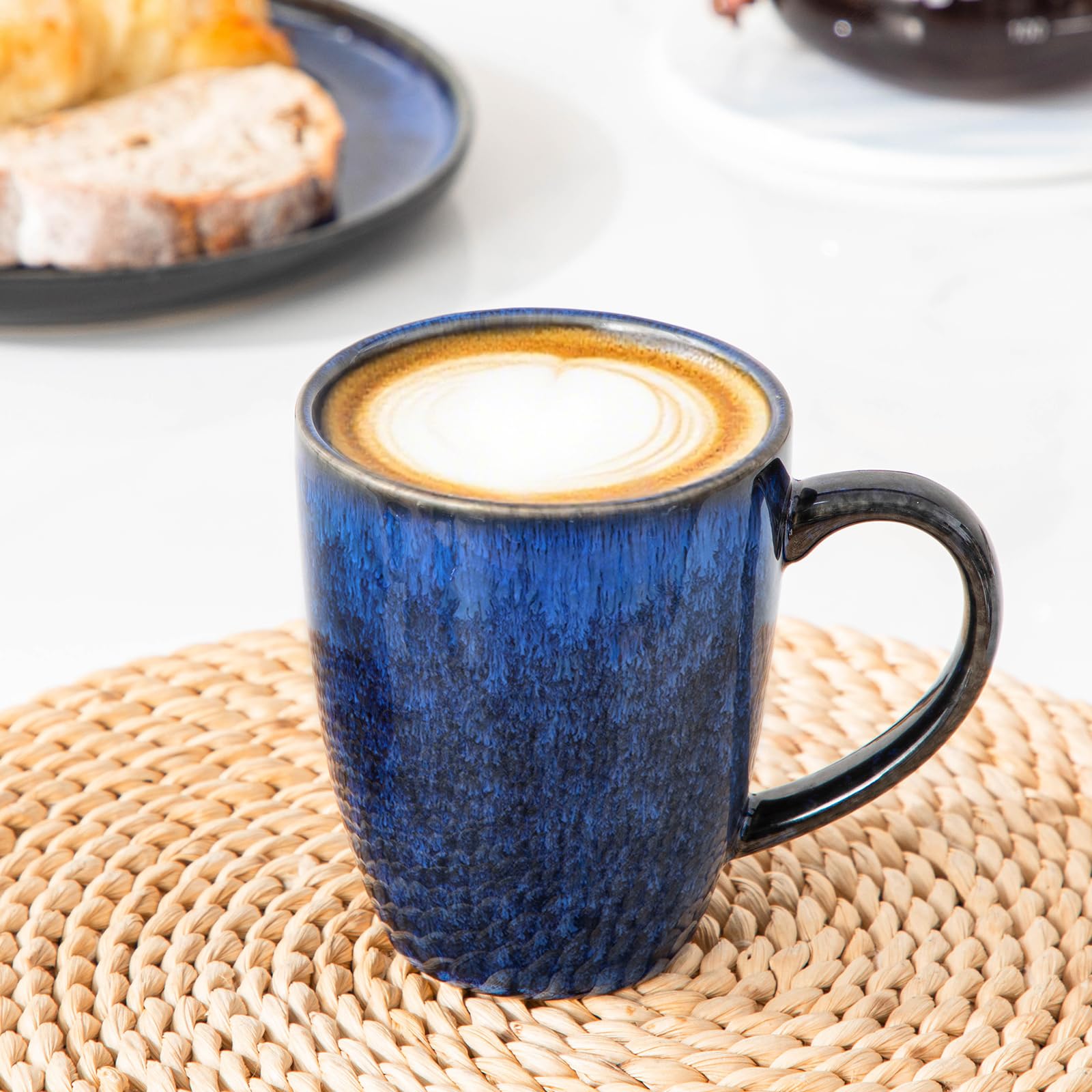 vancasso scène de table petit déjeuner présentant style et convivialité