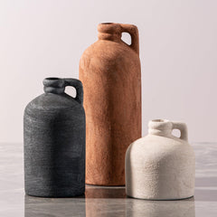 Vanselia ensemble de trois vases sur table apportant élégance pratique