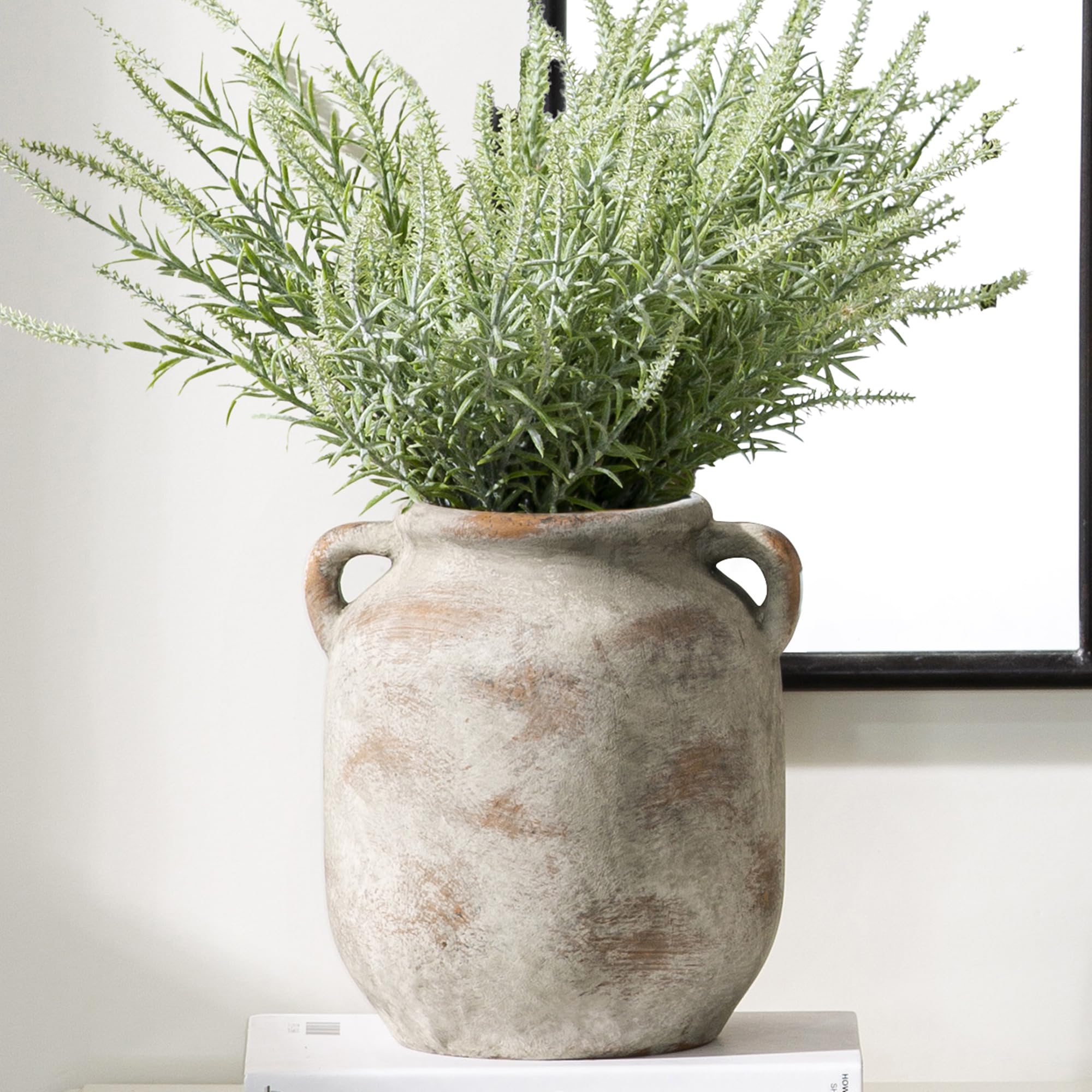 Vanselia vase face entière montrant silhouette élégante et stabilité