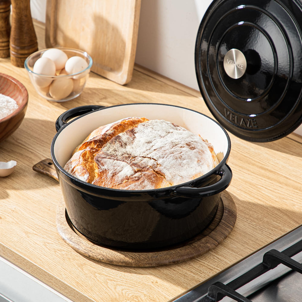 Velaze cocotte servie sur table style et fonctionnalité pour convives