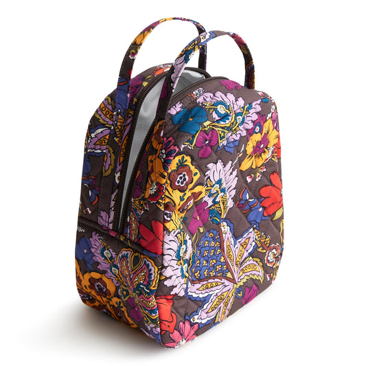 Vera Bradley gros plan tissu coton premium révélant texture douce et durabilité