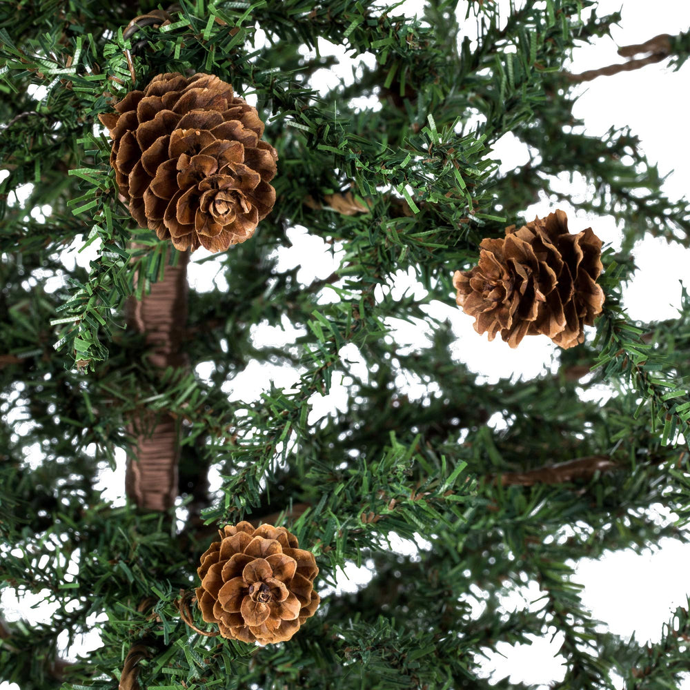 Vickerman sapin décoré avec guirlandes montrant personnalisation facile