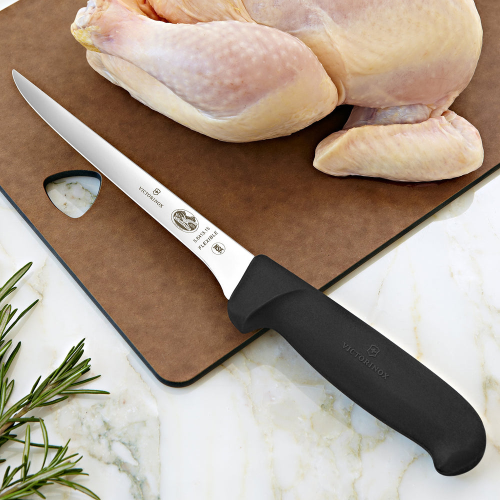 Victorinox ensemble complet 8 pièces exposé, solution polyvalente pour la cuisine