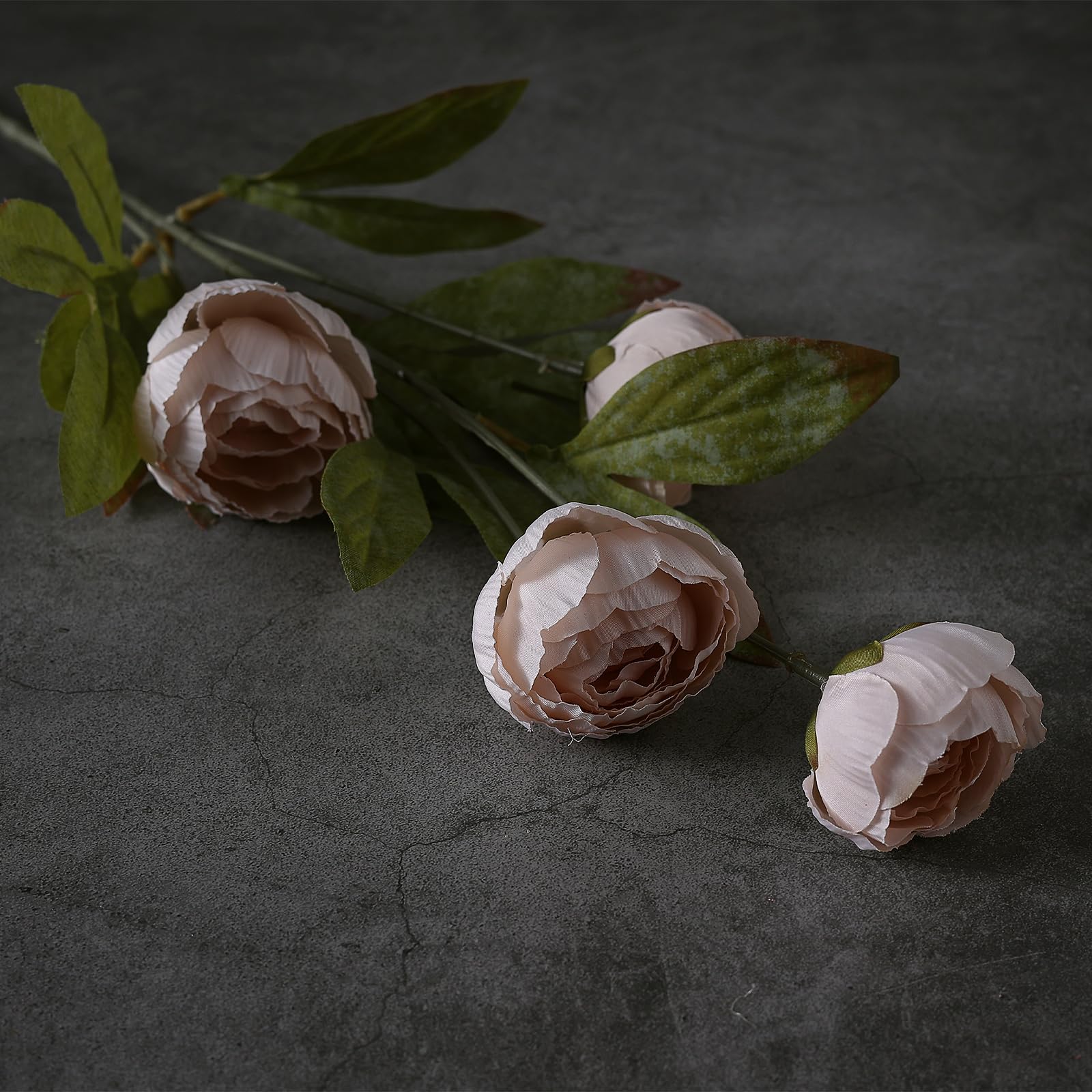 VIERENA détail de tige filaire et ruban floral, maniabilité améliorée