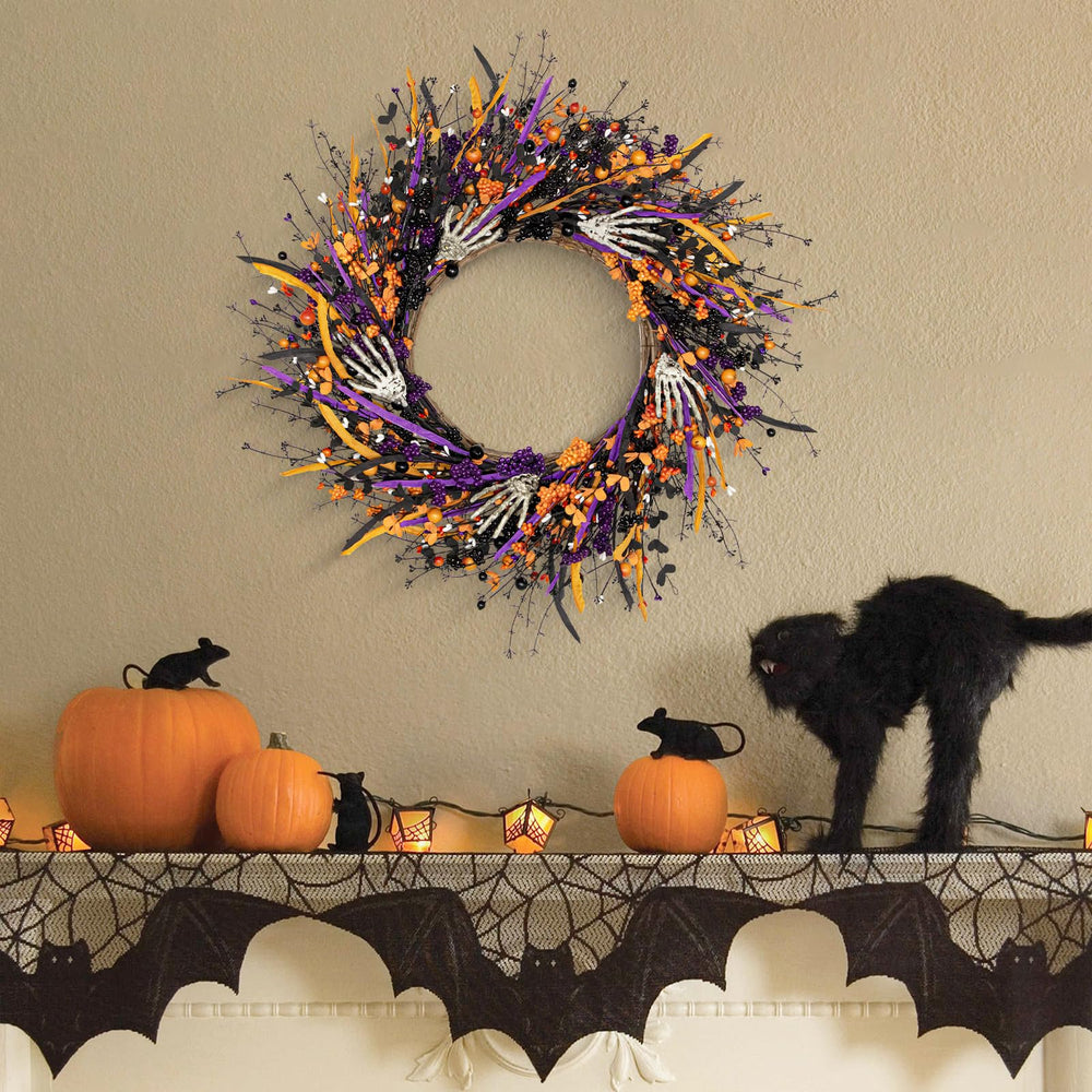 VioletEverGarden couronne suspendue sur porche crée ambiance Halloween