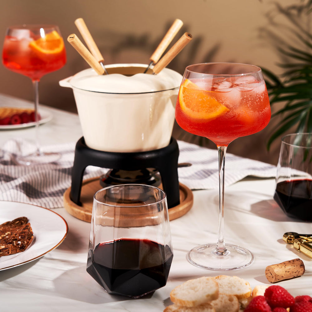 Viski verres sur bar cart montrant présentation professionnelle à domicile