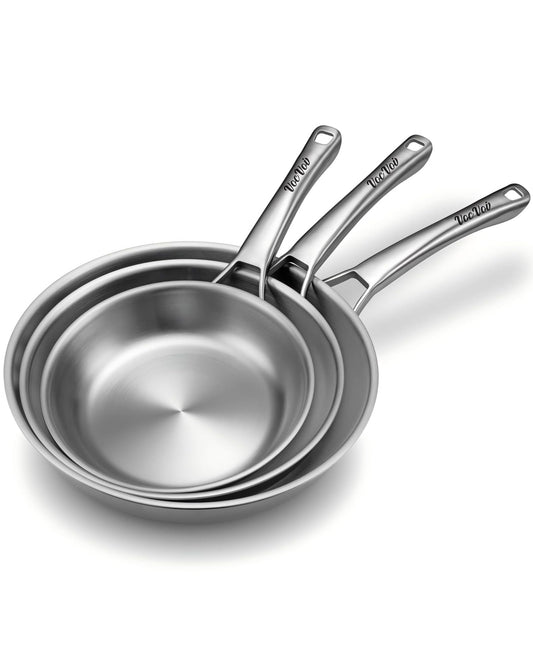 VocVoi ensemble de trois poêles face avant montrant finition inox et tailles, qualité durable