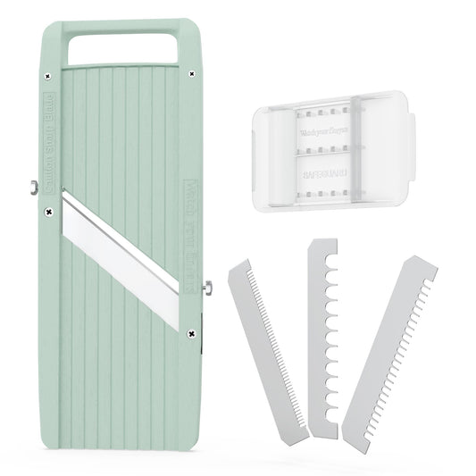 Vollum lame en acier inoxydable en gros plan offrant une coupe nette et durable