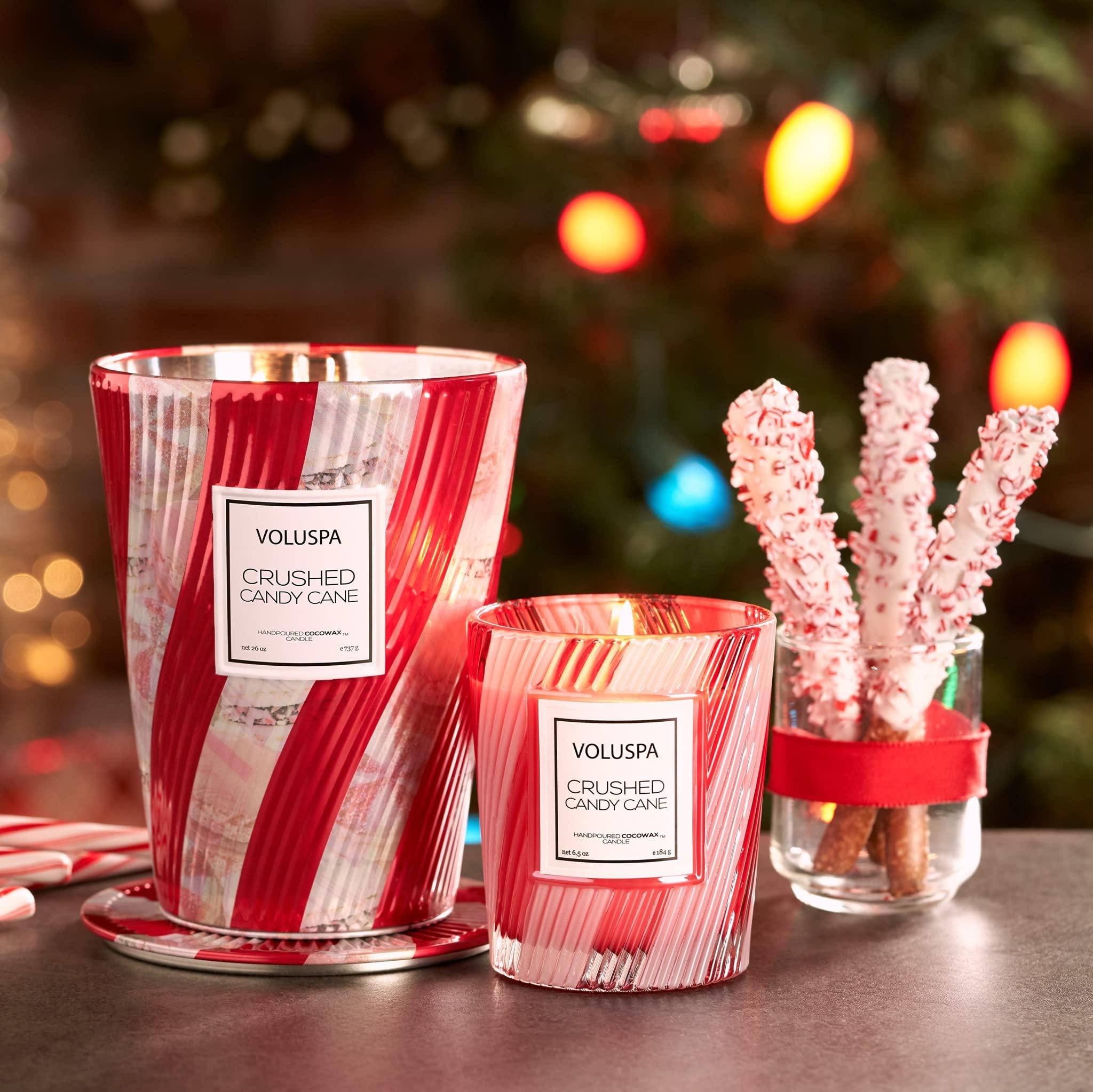 Voluspa bougie Crushed Candy Cane gros plan cire de coco, combustion propre