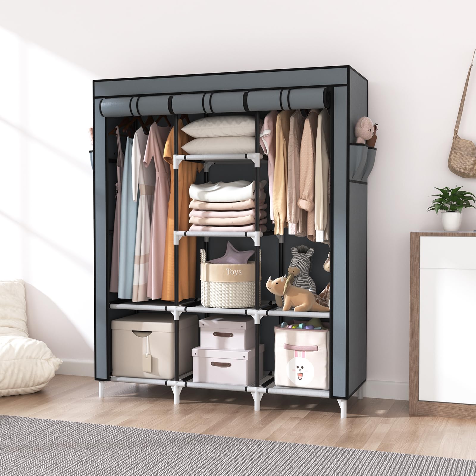 VTRIN armoire installée dans chambre contemporaine pour style et ordre