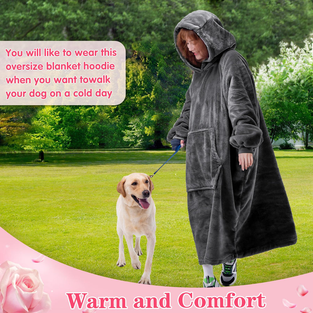 Waitu personne portant le hoodie couverture cosy au salon