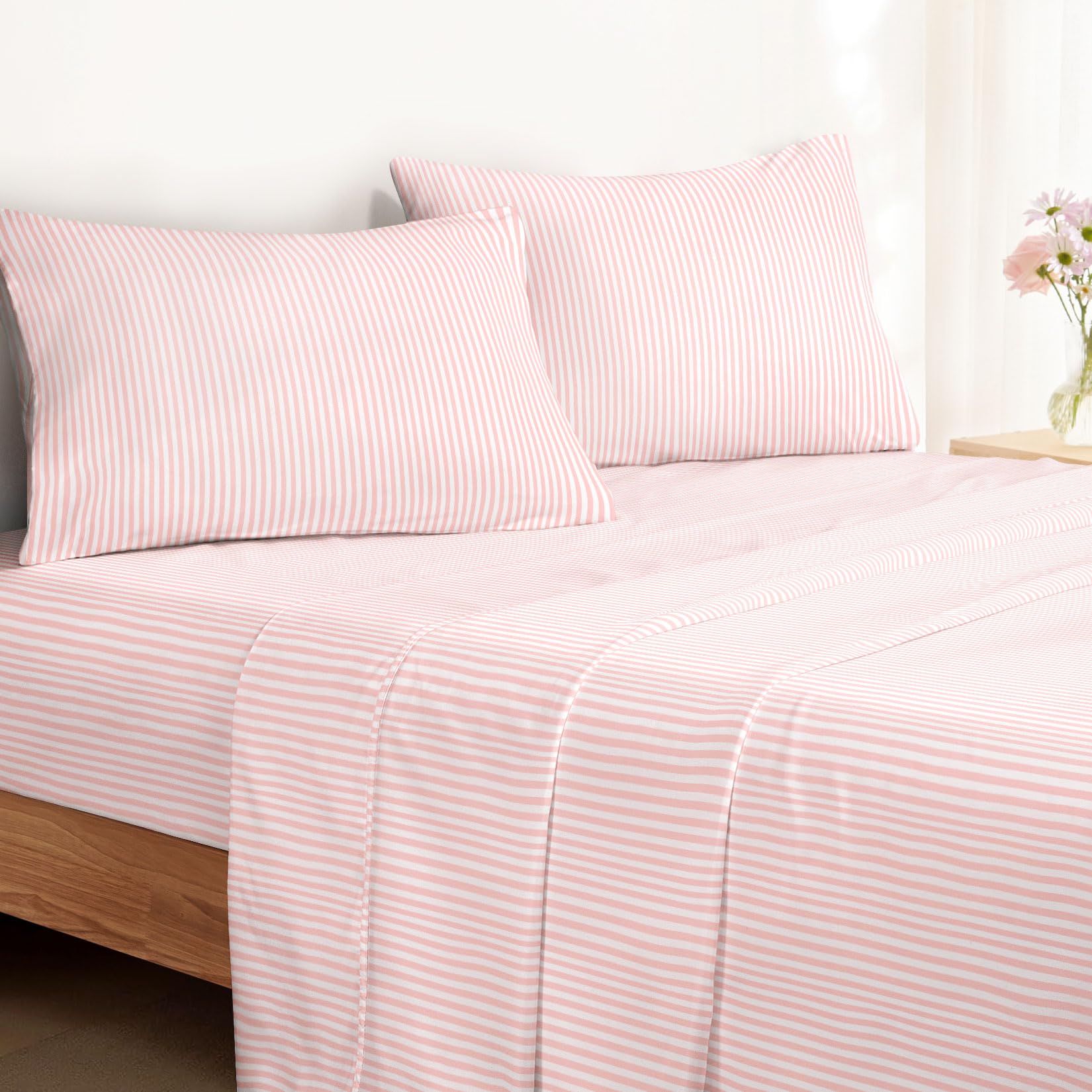 Wake In Cloud gros plan sur la texture polyester brossé garantissant douceur