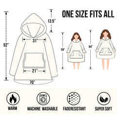 Warmstorey femme portant le hoodie-plaid sur canapé pour relaxation