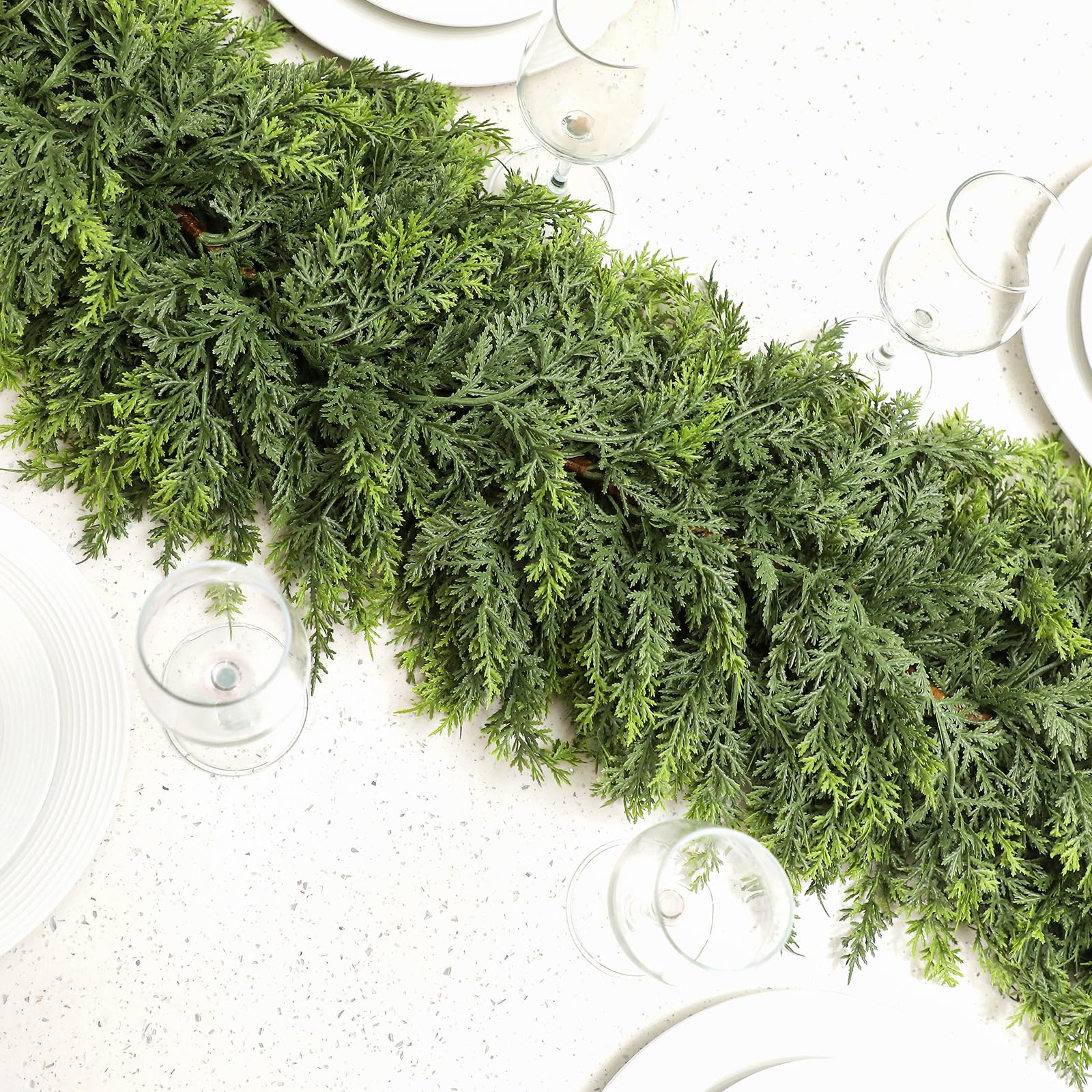 Waydress guirlande utilisée sur une cheminée apportant ambiance festive