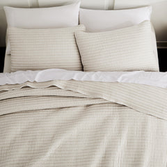 WDCOZY couette beige face entière montrant finition et confort