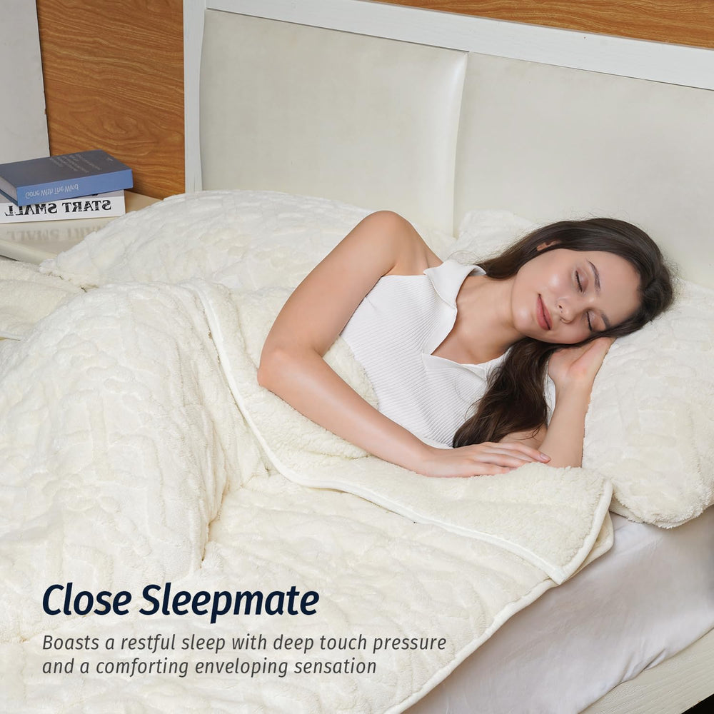 Wemore gros plan tissu jacquard élégant apportant confort et style