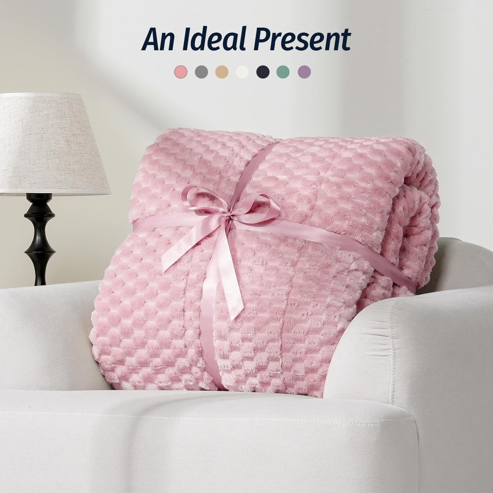 Wemore posée sur lit format 60x80 montrant couverture couvrante