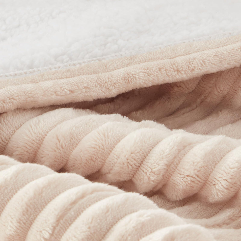 Westinghouse plaid beige en ambiance salon chaleureuse et accueillante