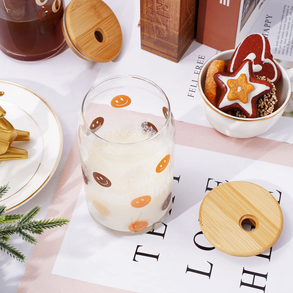 Whaline verre en usage avec iced coffee pour boire confortablement