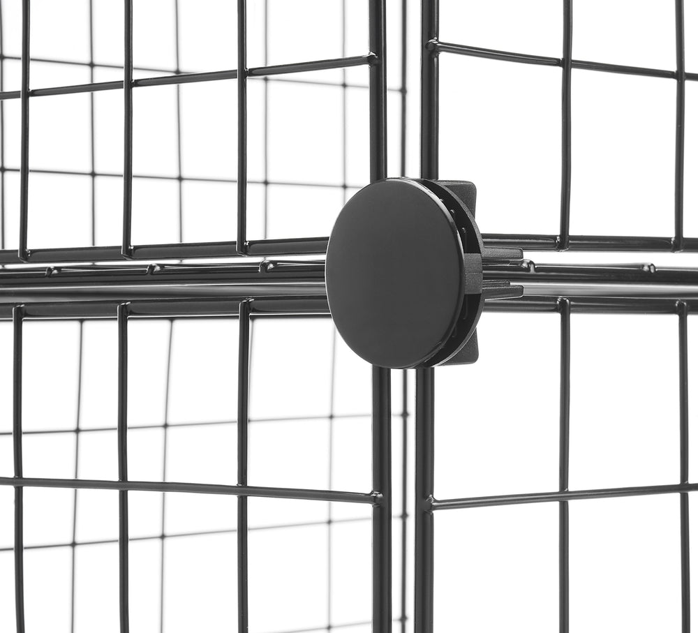 Whitmor cubes empilés sur sol maximisant espace vertical