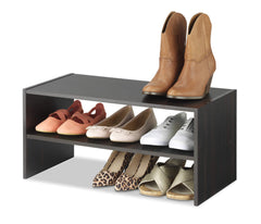Whitmor étagère chargée de chaussures illustrant capacité organisée