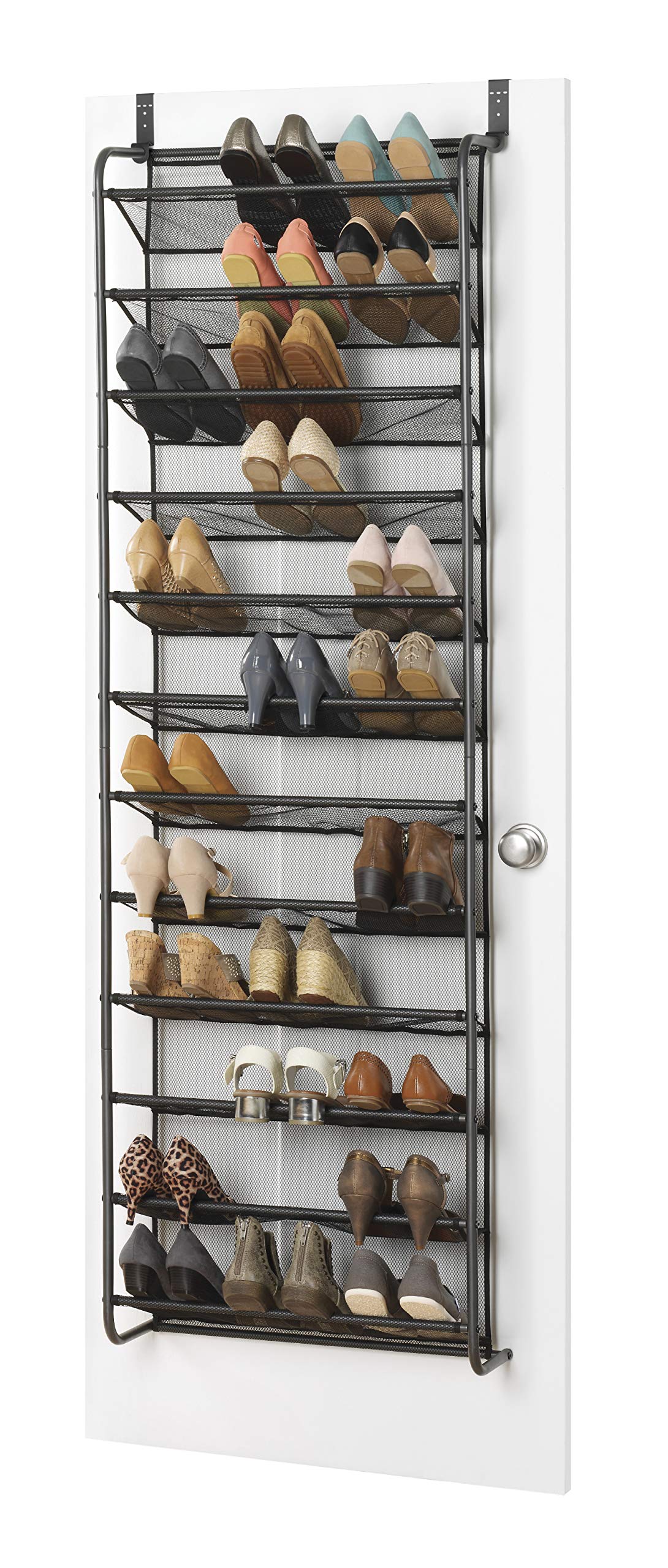 Whitmor vue frontale sur porte montrant rangement compact et gain de place