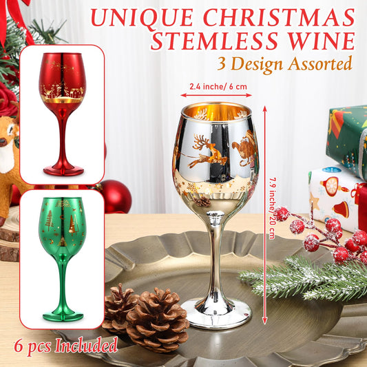 Widecook verre rouge gros plan gravure sapin pour élégance de table