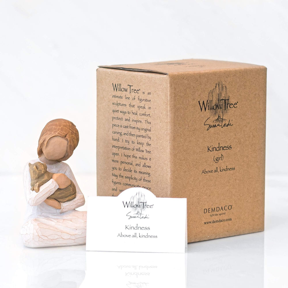 Willow Tree carte avec inscription "Above all, kindness" accompagnant la figurine