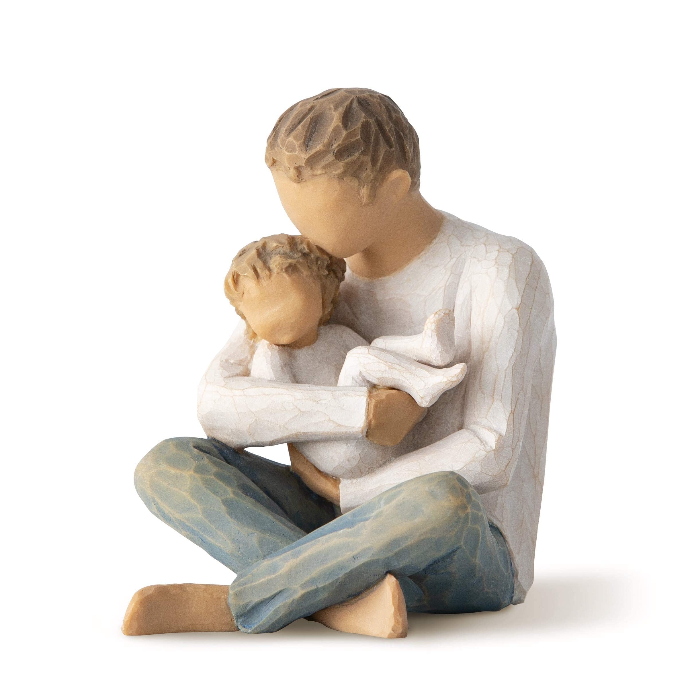 Willow Tree figurine devant affichant tendresse et finition peinte à la main