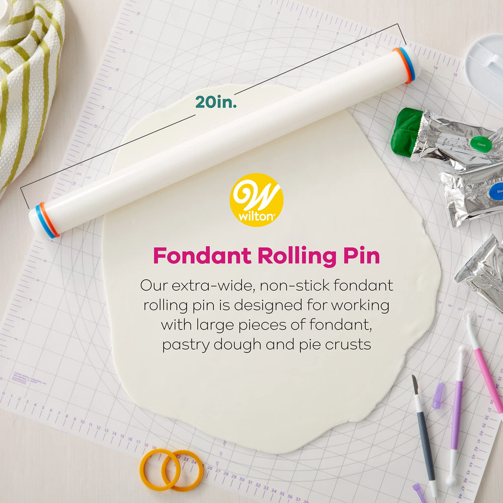Wilton gros plan surface lisse du rouleau pour étaler fondant sans accrocs