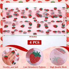 Windkream gros plan sur paillettes et motif fraise pour un accent festif