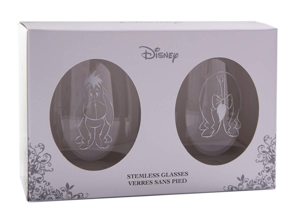 Winnie the Pooh ensemble sur table dressée apportant charme et convivialité