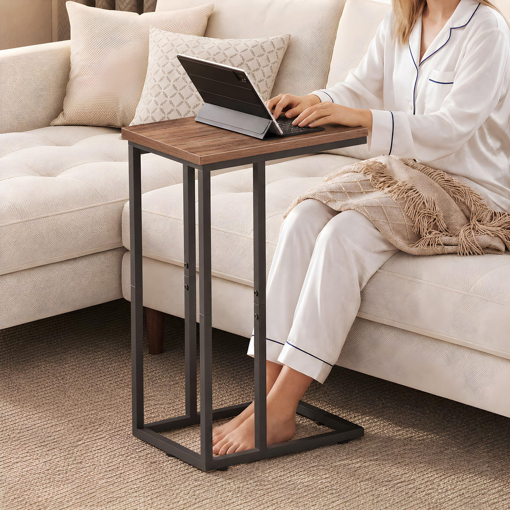 WLIVE table utilisée avec lampe, poste de travail compact