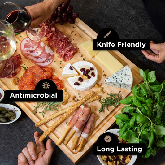 WoodForChef planche détail de la rigole retenant les liquides facilement