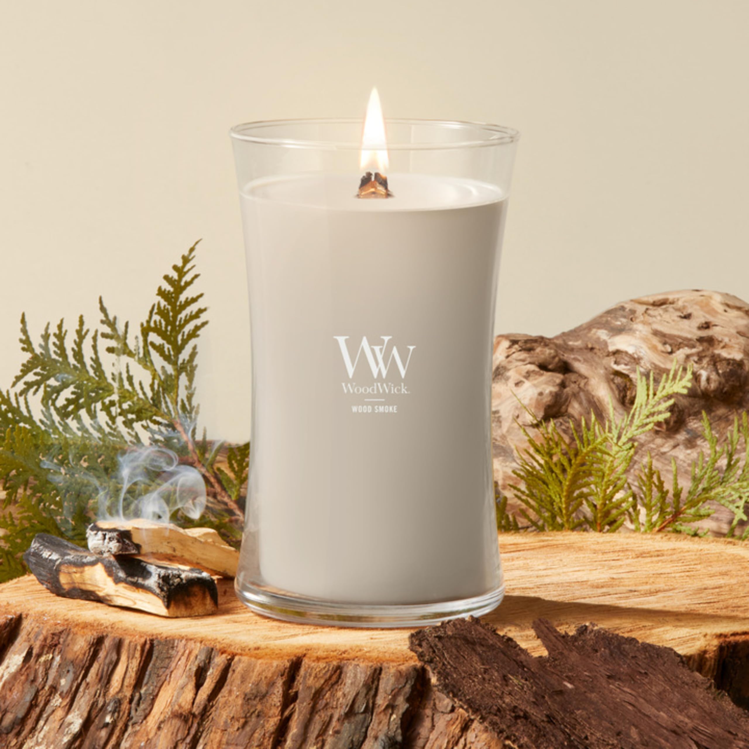 WoodWick wood smoke mèche en bois gros plan crépitement pour ambiance chaleureuse