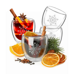 Wrenbury verres face avant montrant le motif flocon et ambiance festive