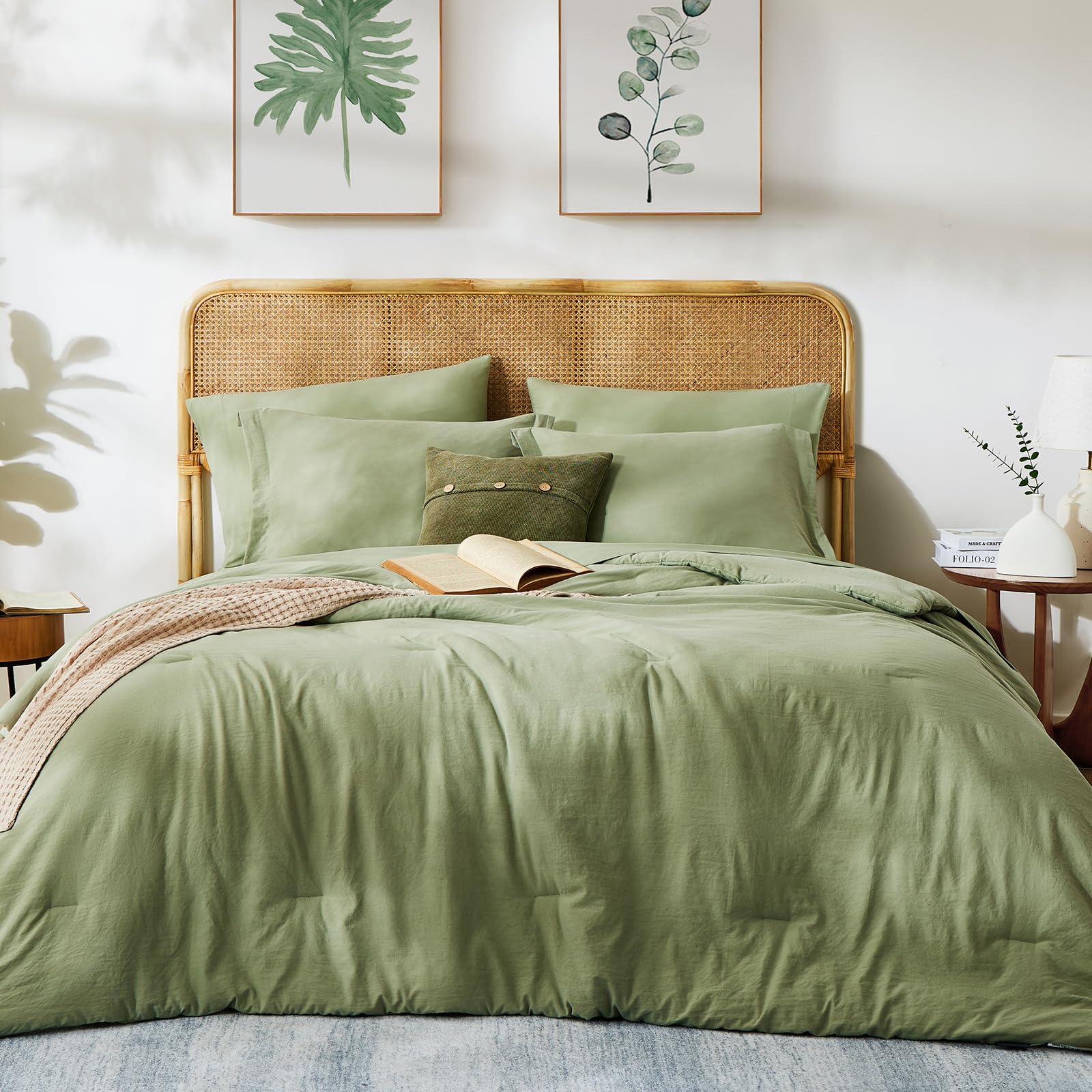 WRENSONGE couette et draps posés sur lit queen pour look complet