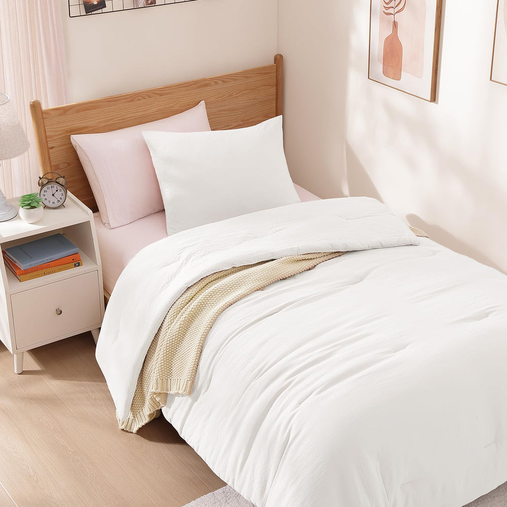 WRENSONGE couette installée dans un dortoir illustrant praticité et style