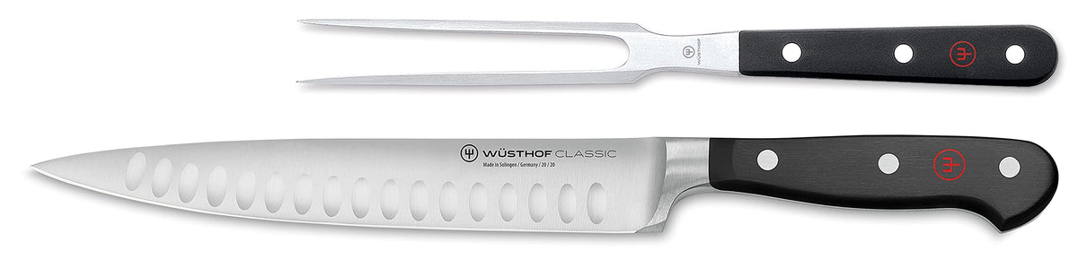 Wüsthof vue frontale du coffret montrant couteau et fourchette bien présentés