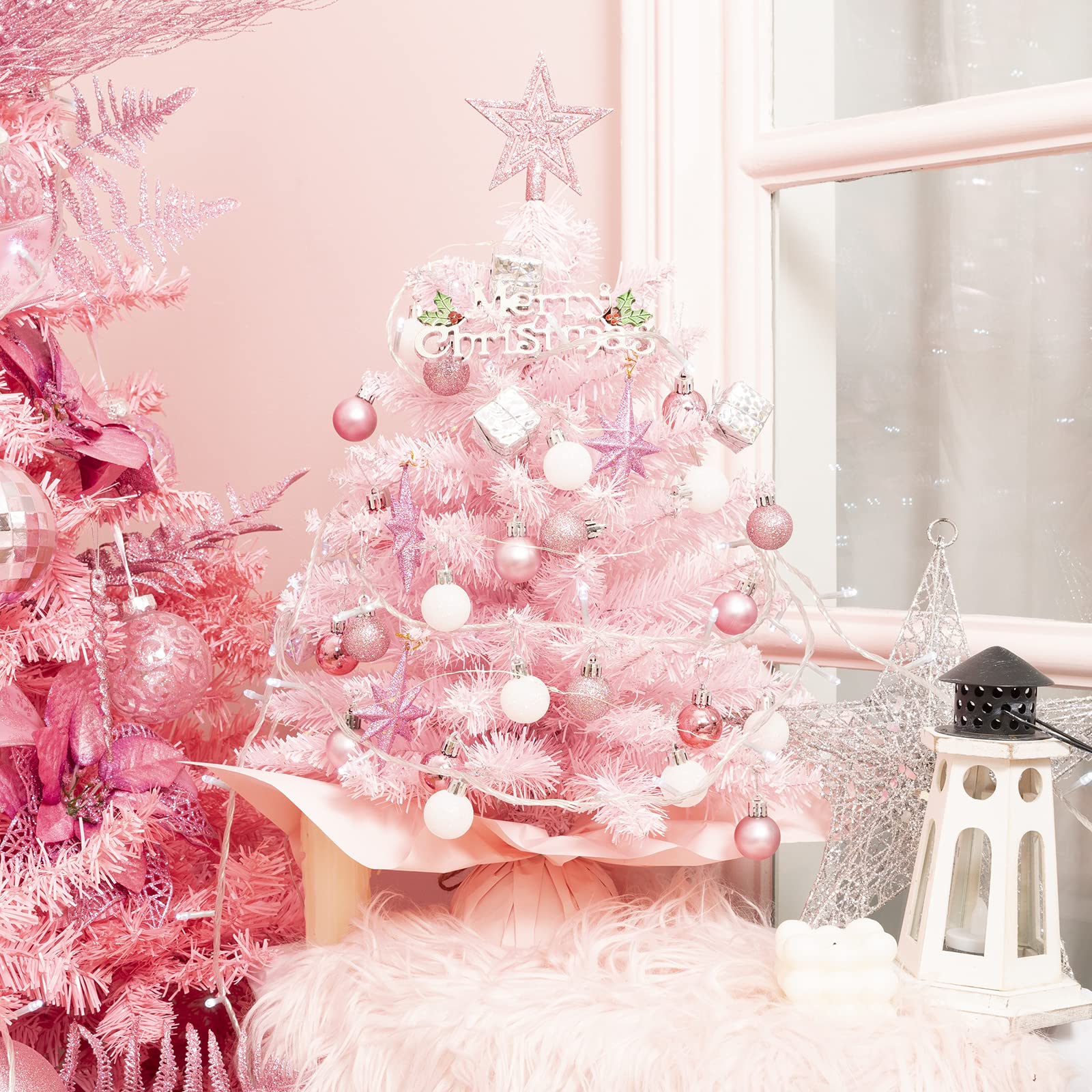 XmasExp ornements inclus affichés pour décoration complète facile