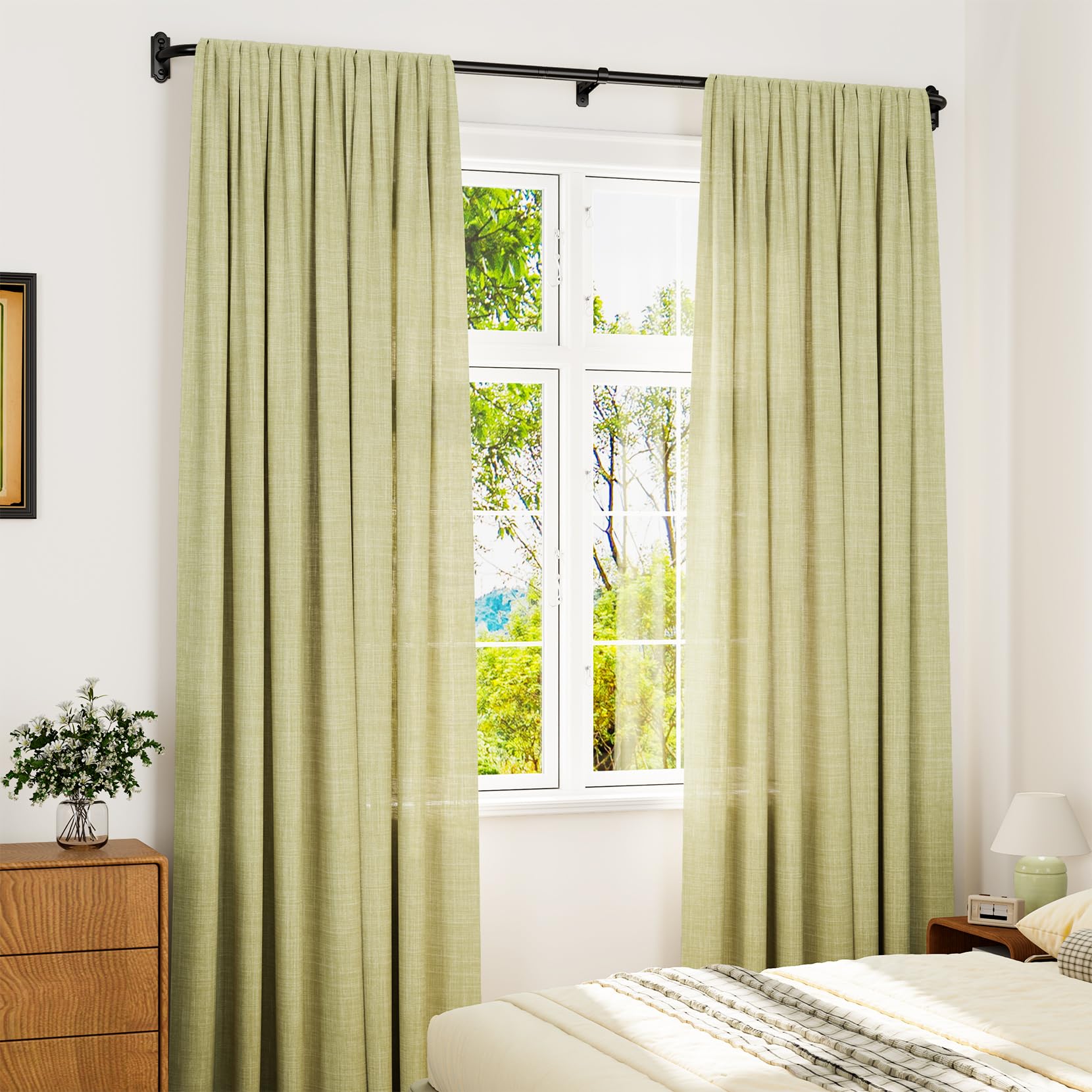 YaFex tringle installée en chambre améliorant obscurité et intimité